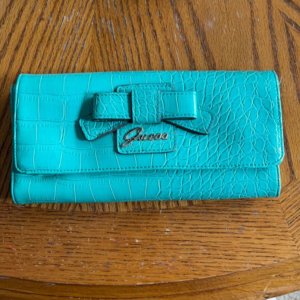 Guess wallet purse
